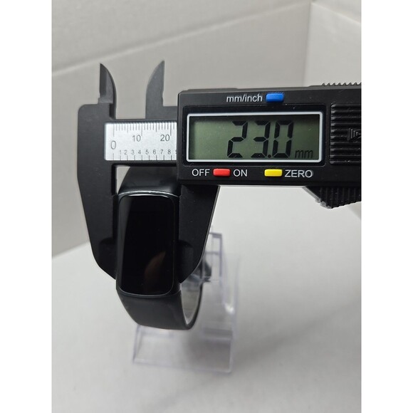 Fitbit Charge 5 Fitness Tracker GPS SpO2 Sleep Monitor Activity W/ Charger Watch - Picture 5 of 13